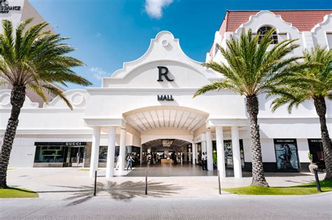 luxury shopping Aruba